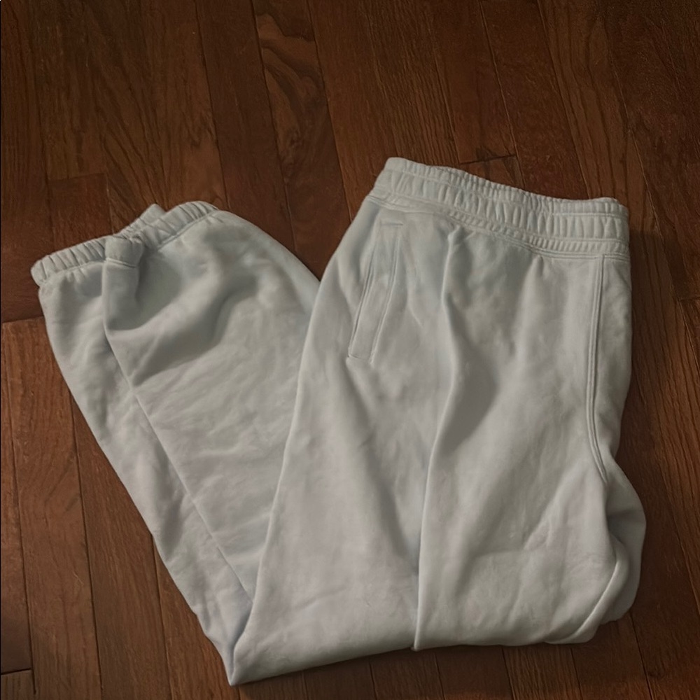 women’s light blue sweatpants